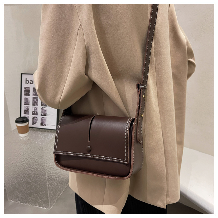 Autumn And Winter Texture 2021 New Trendy Fashion Messenger High-end Small Square Bag display picture 6