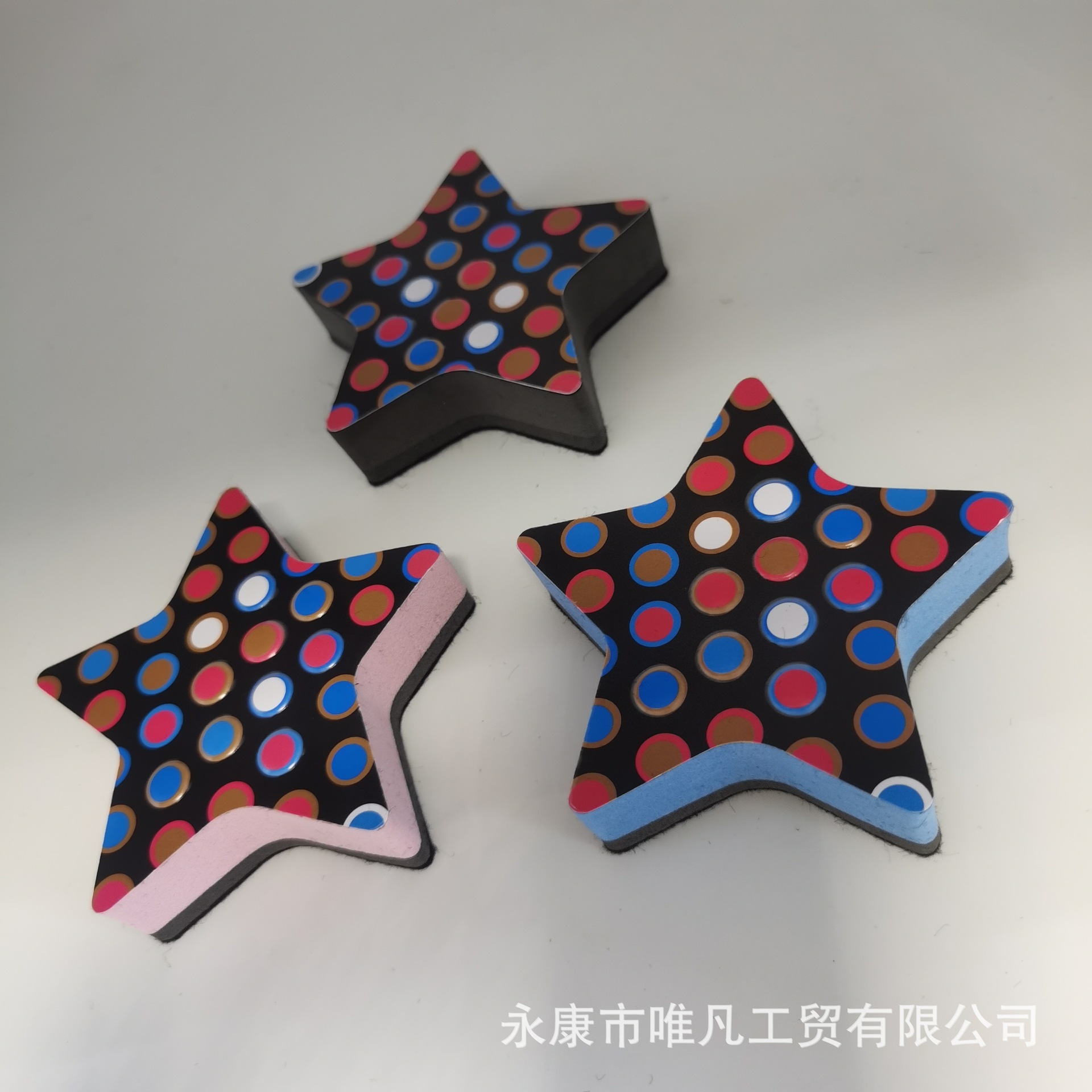 Limpie de lámina de plástico de diafragma de dibujos animados de estudiantes una variedad de accesorios de pizarra personalizados opcionales limpieza magnética