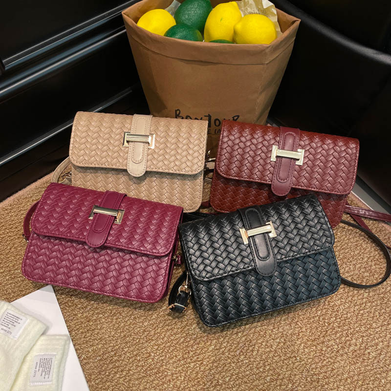 Borsa a spalla donna intrecciata elegante borsa baguette_voghion.com