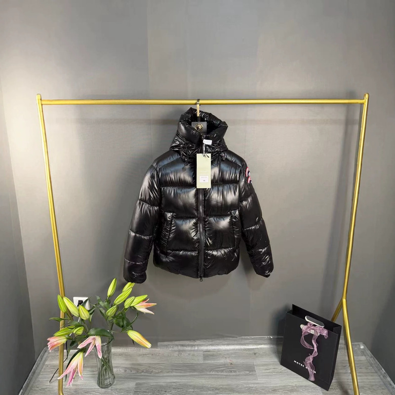 New original design down jacket for both men and women, exclusively available for cross-border sales New original design down jacket for both men and women, exclusively available for cross-border sales