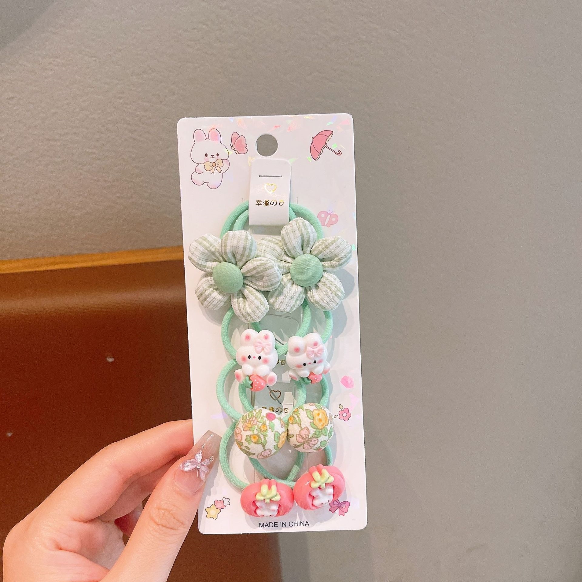 Flores lindas para niños, correa de goma, flores dulces, cuerda de cabeza encantadora, no lastimar el cabello del bebé, correa de goma, pareja de chicas rojas