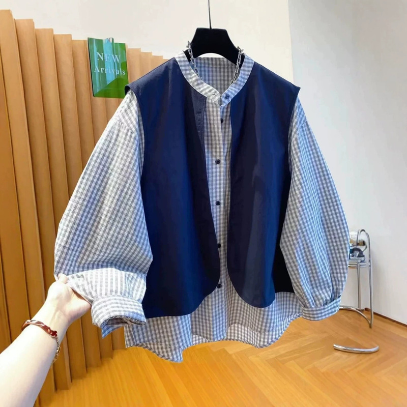 Elegant vest and plaid shirt faux two-piece women's 2026 early autumn new loose casual fashionable layered top