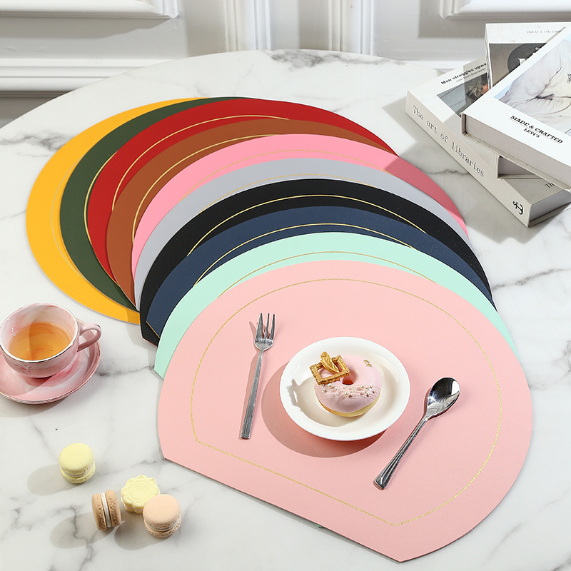 Multicoloured round polyurethane durable table mat
