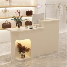 ���s�F������Ժǰ̨���Ӵ�̨���y̨��̨���b��Ů�b���С�Ͱ�̨��