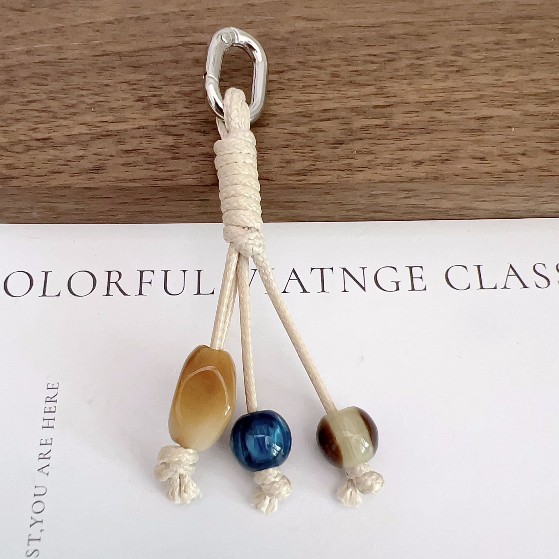 Zapatos, ropa, bolsas, colgantes, zapatos, botas de canguro, botas de Martin, mueller, colgantes, accesorios, zapatos, bolsas, colgantes