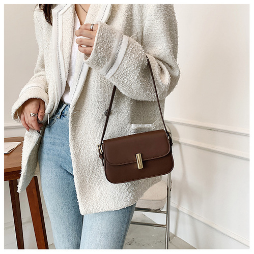 New autumn and winter retro saddle bag women's bag  new trendy fashion single shoulder armpit bag solid color simple bag for women