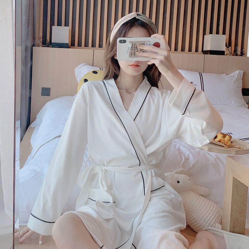 886 흰색 검은 색 가장자리가 5 일회용 압축 수건을 보내기 위해 흰색 파란색 효과로 변경되었습니다.