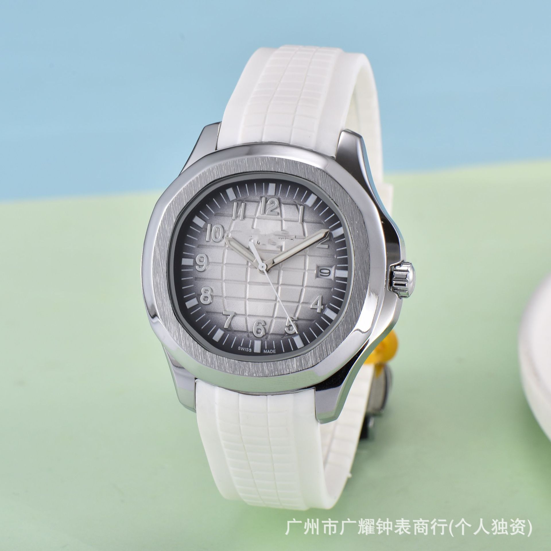 Cross-Border Watch Men's Tiktok Nautilus Same Style Watch Fashion Silicone Men's Calendar Grenade Watch Manufacturer Wholesale