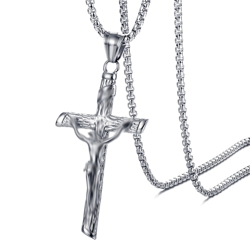 Collar cruzado vintage europeo y americano de acero inoxidable al por mayor de suministro transfronterizo cruz de acero de titanio colgante de los hombres