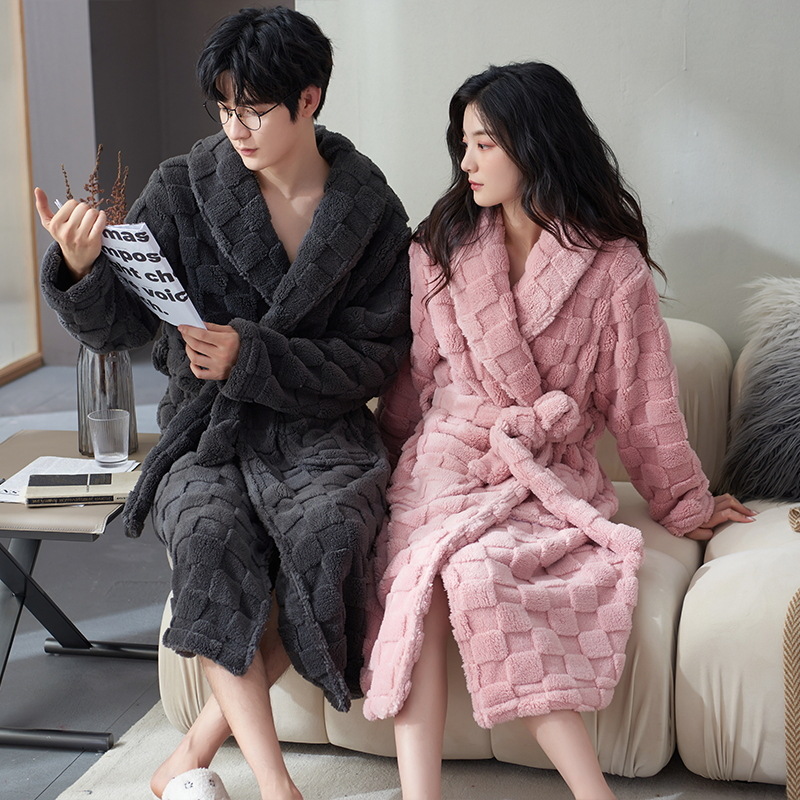 Pareja camisón de invierno de las mujeres de coral de lana engrosada forrado de lana más tamaño suelto rojo boda casual hombres Albornoz