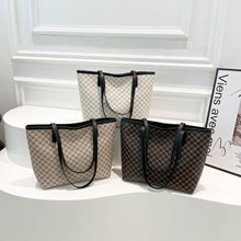 级感洋气搭手拎包包女2024冬新款潮网红单肩包容量托特包工厂批发