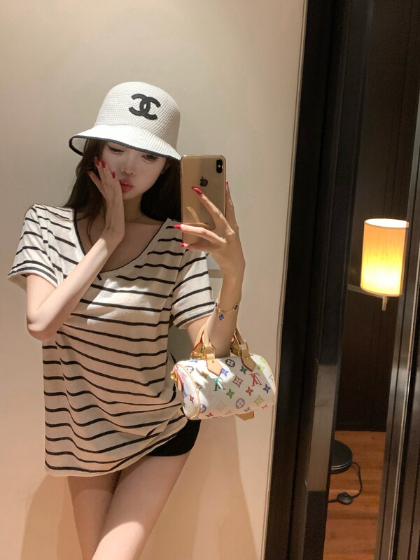 Bigking ビッグキング ブラック ホワイト V ネック ストライプ 半袖 Tシャツ レディース 夏 ルーズ ニット テンセル トップ 日焼け止め カバーアップ|undefined