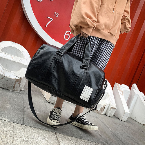 新款干湿分离健身包时尚大容量旅行包行李包软皮单肩斜挎运动包男
