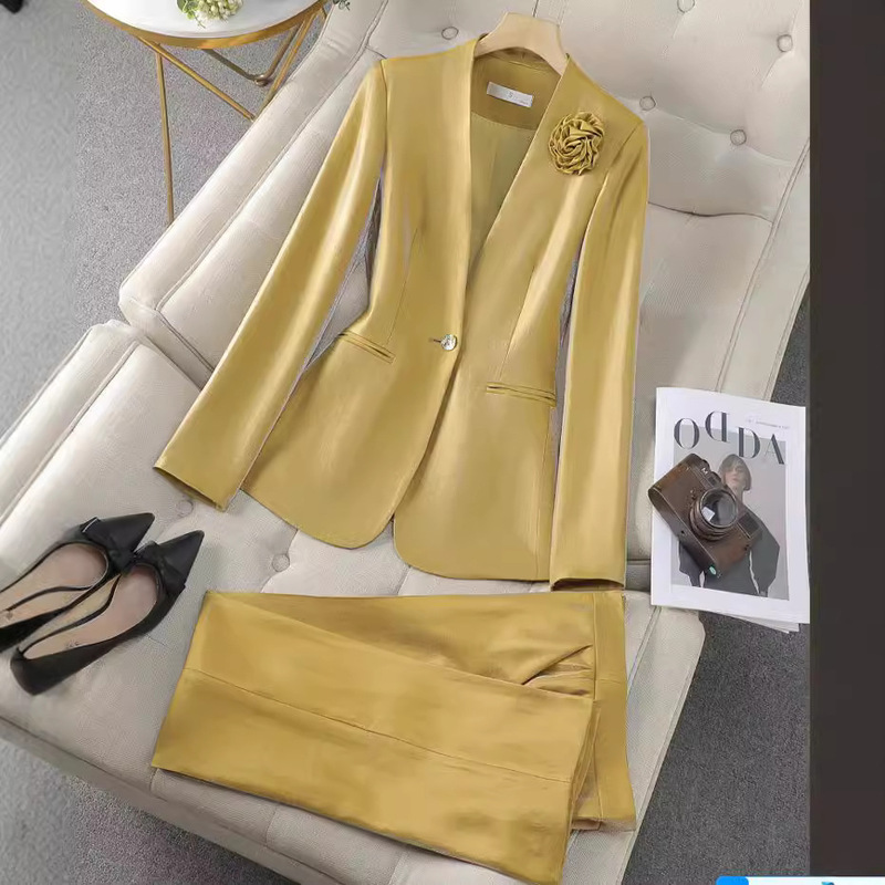 Cross-border in stock Korean velvet gold velvet small suit jacket women early autumn new professional temperament overalls suit