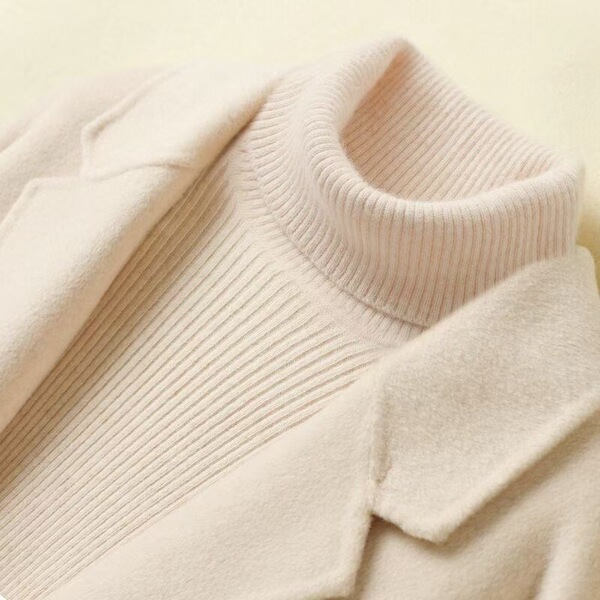 Demi-season fitted woolen knitted sweater