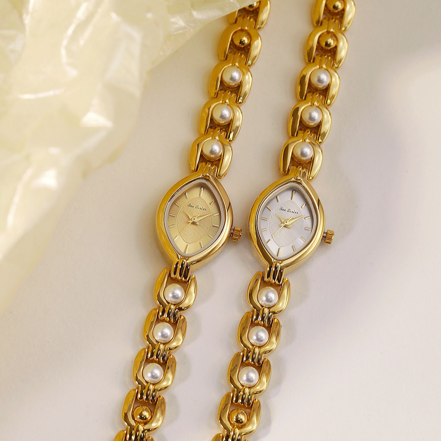 45g Weight Tempered Glass Mirror Material Alloy Strap Material Watch Classification Pointer Display Type Jewelry Buckle Buckle Style Diamond Dial Shape Daily, Street Occasion Quartz Movement Solid Color Pattern All Seasons Season Women's Gender Casual, Commute Style Casual Commute Solid Color Jewelry Buckle Quartz Watch 无