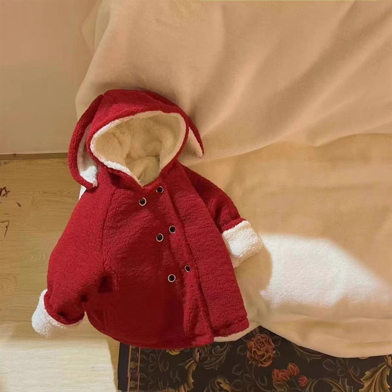 Qianqiu vestimenta de invierno de niñas chaqueta de cordero nuevo niño chaqueta de orejas de conejo extranjero con chaqueta de lana gruesa para bebés