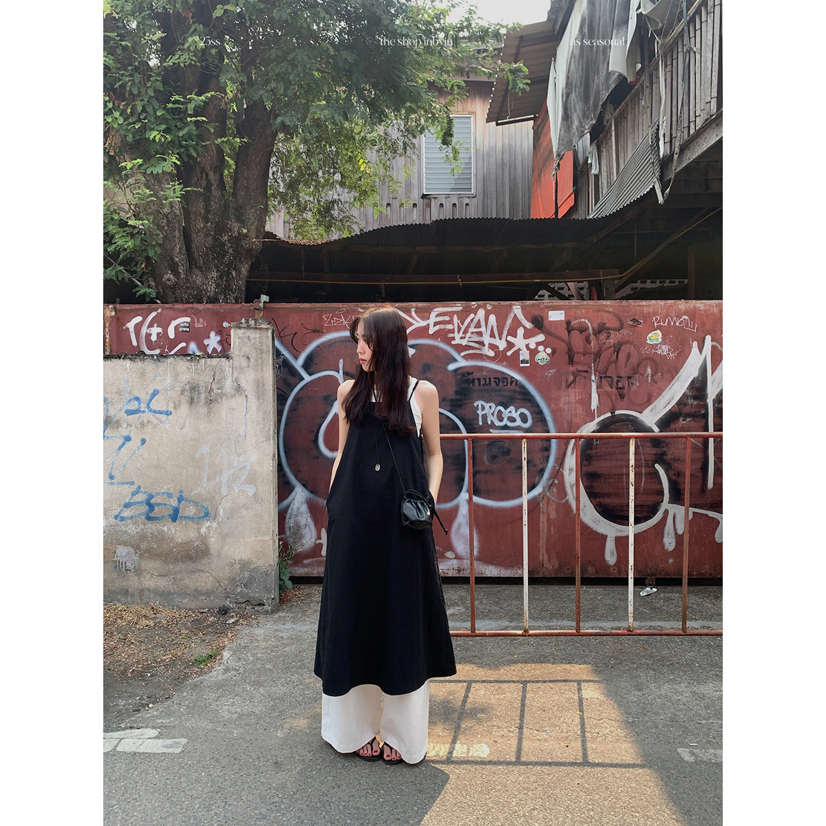 【不退不换】韩版叠穿宽松吊带连衣裙女夏装极简风显瘦无袖小黑裙