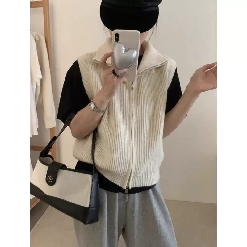 复古立领坎肩针织马甲女2025秋季新款设计感简约拉链毛衣马夹潮