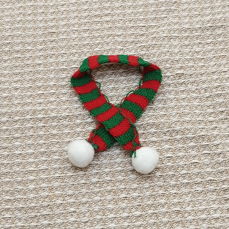 빨간색과 녹색 스카프