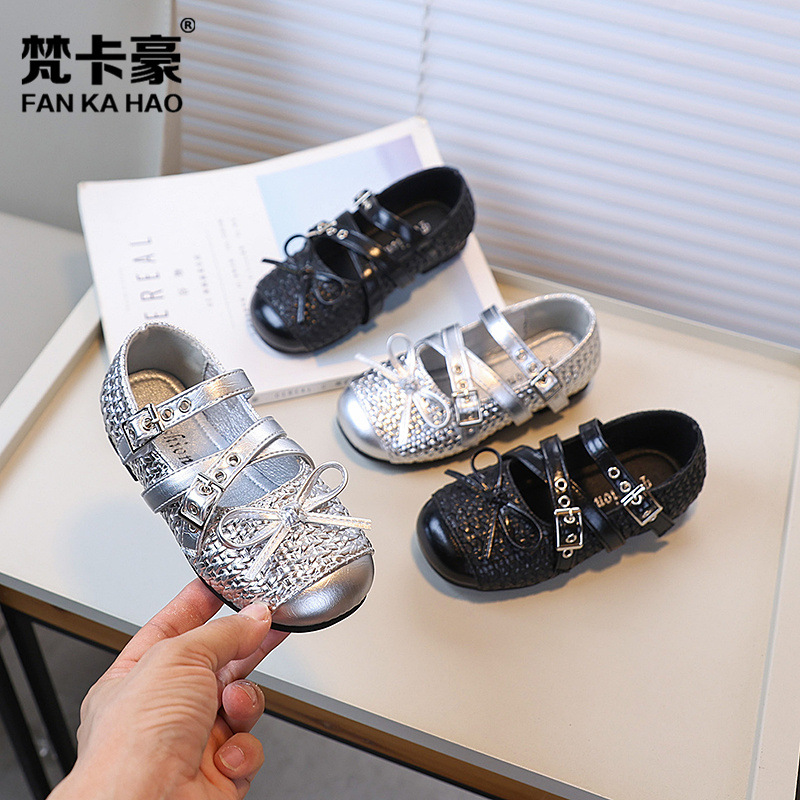 Vanca Hao Flats 2025 Autum New Girls Cross Mary Jane Small Leather Shoes Kidsren's Bow Dance Shoes