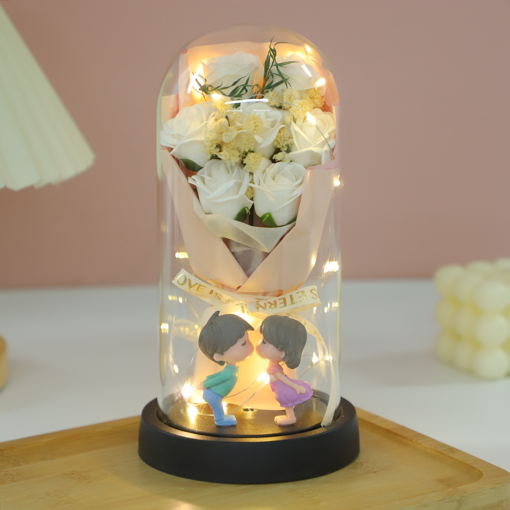 Cubierta de vidrio de flor de jabón de rosa eterna transfronteriza 520 Regalo de cumpleaños del día de la madre Adornos creativos para novios