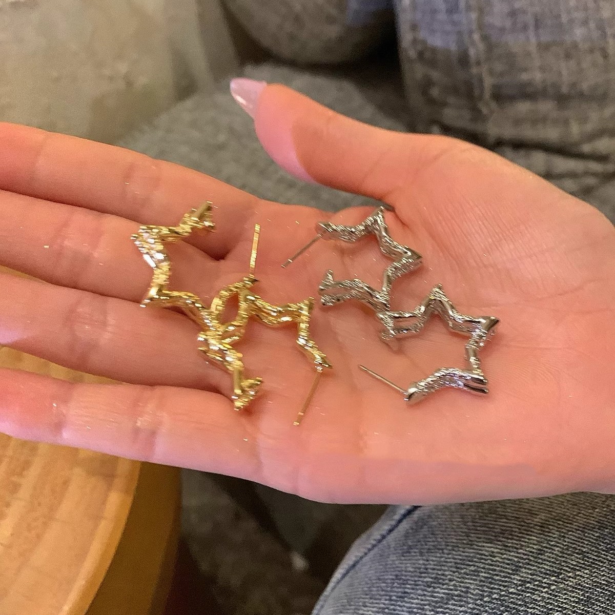 Minimalist Metal Trendy Five-Pointed Star Earrings for Women, 2026 New Style Stud Earrings, Cool Style Ear Accessories, Unique Temperament Ear Hoops