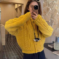 复古灰色麻花毛衣外套女2025秋冬新款慵懒风针织开衫高级感上衣厚