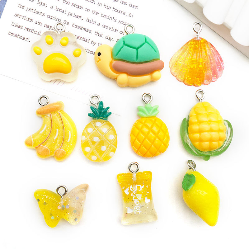 1 Piece Resin Tortoise Fruit Butterfly Pendant display picture 5