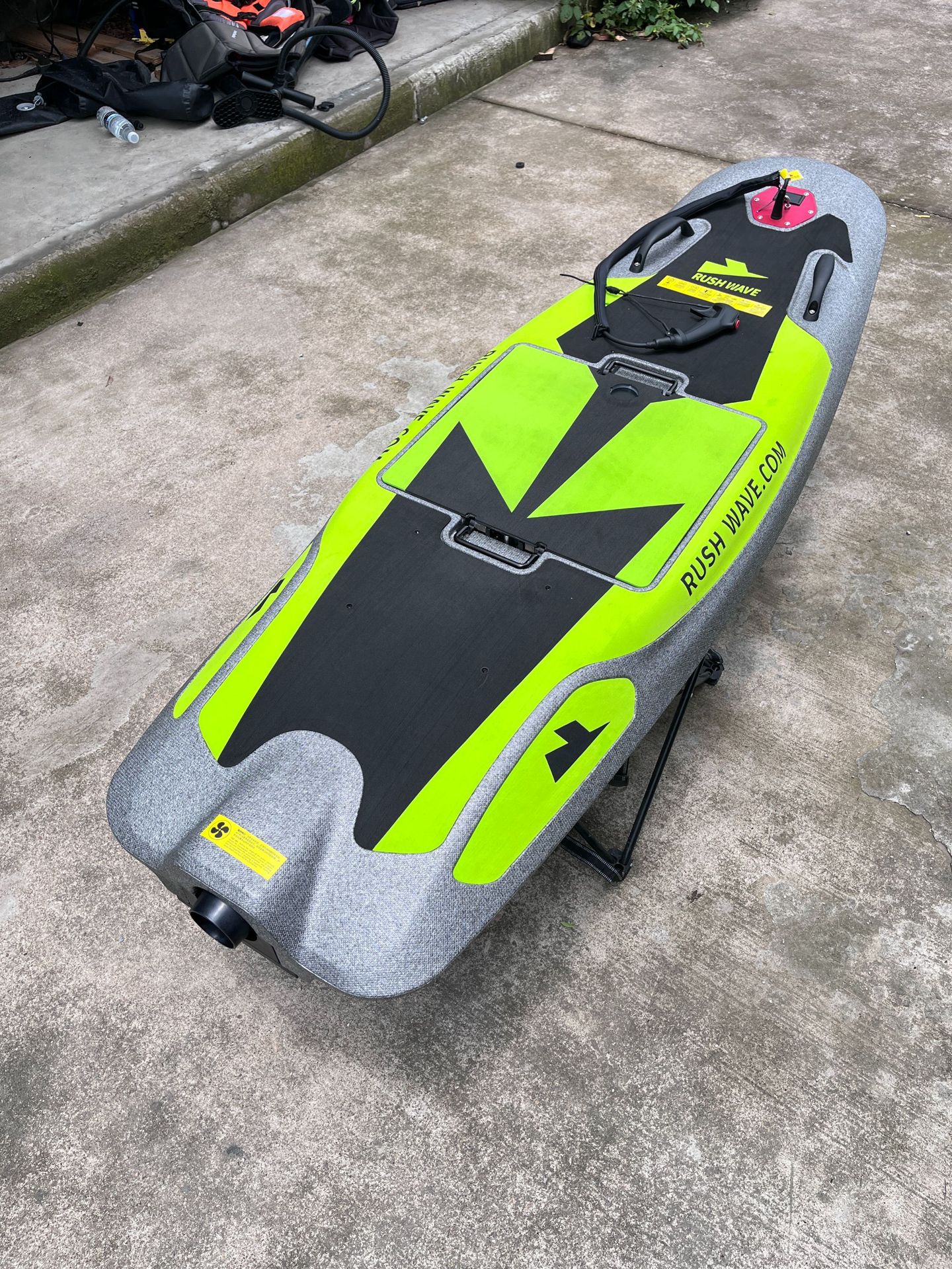 RUSH WAVE gris máquina tabla de surf eléctrica tabla de surf eléctrica de pie EPP precio transfronterizo fabricante