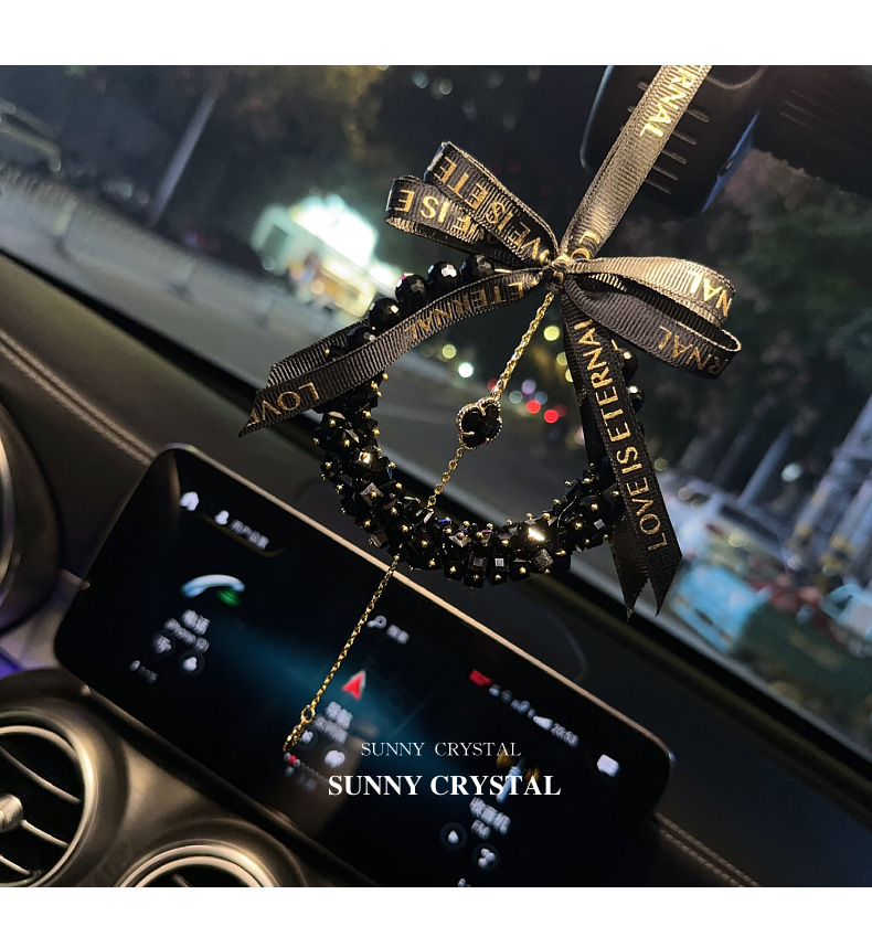 Full diamond handmade crystal car pendant creative luxury high-end rearview mirror car hanging chain decoration car interior goddess