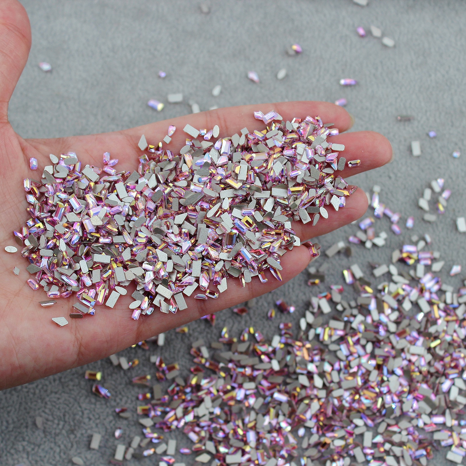 평평한 바닥 특수 모양의 다이아몬드 핑크