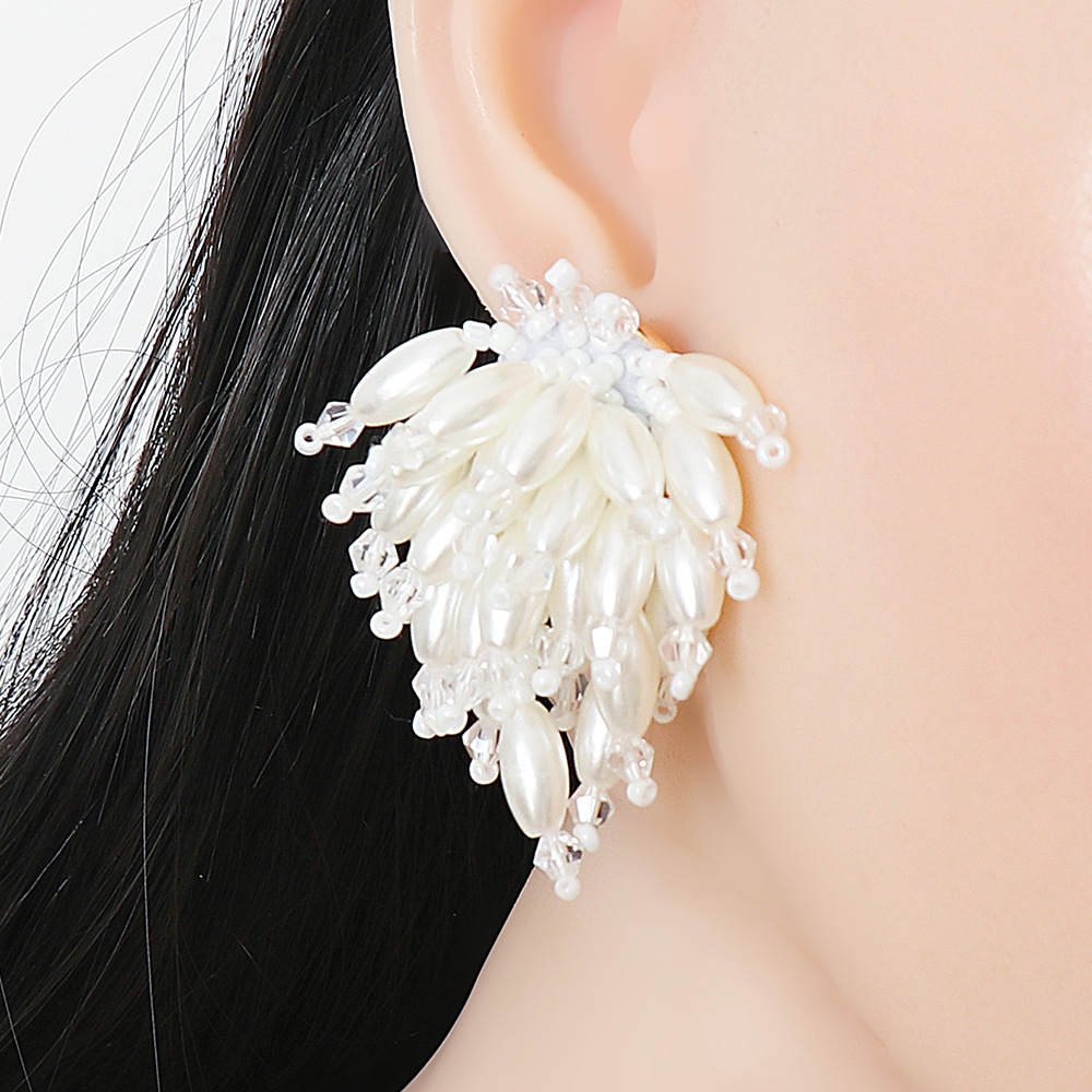 Water Drop Shape Pearl Tassel Handmade Earrings Wholesale Nihaojewelry display picture 2