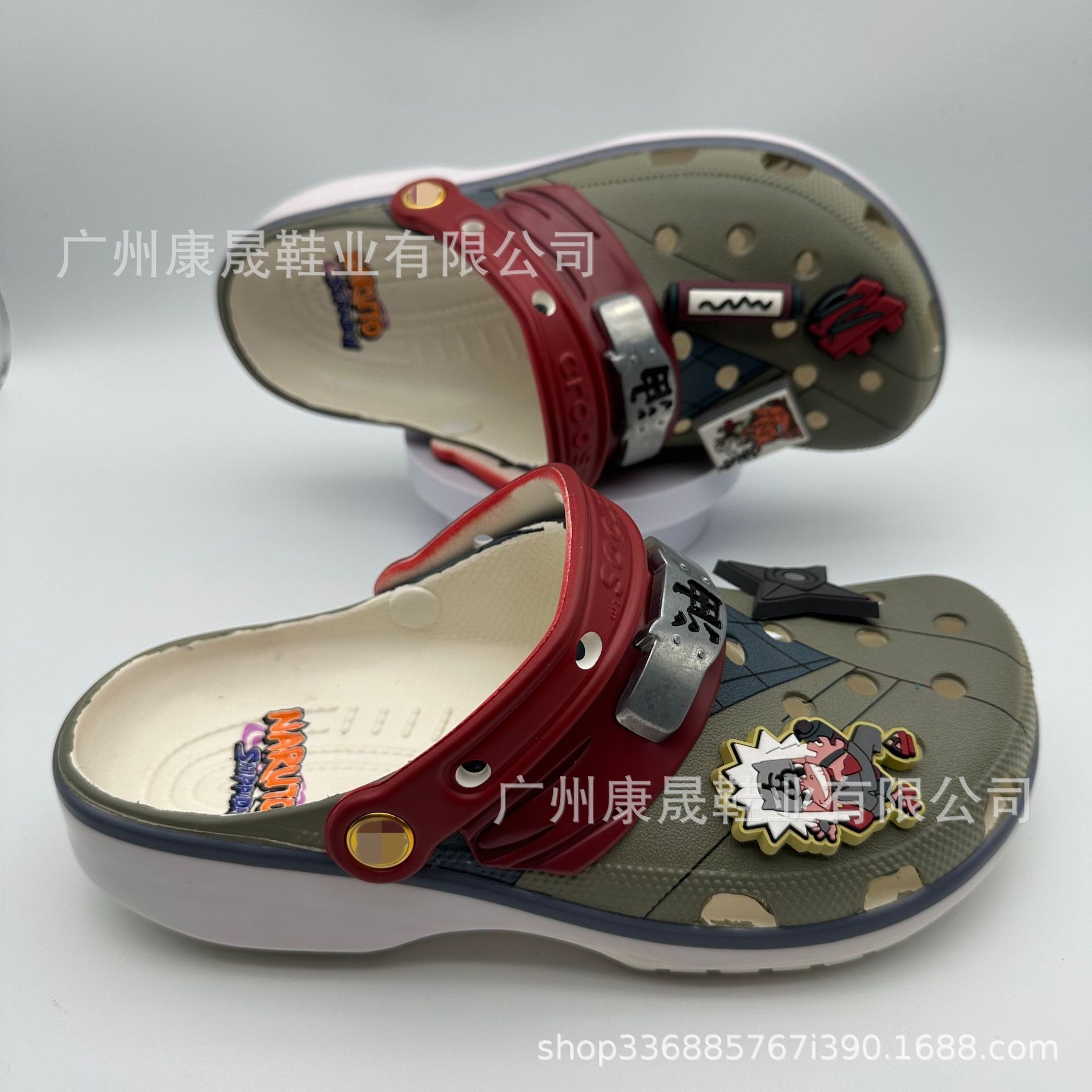 Croos nuevo Yuzhi-Hokage zapatillas de verano de dibujos animados agujero zapatos al aire libre sandalias suaves al por mayor