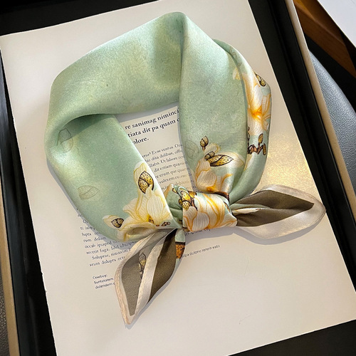 New  Korean style fashionable silk temperament small square scarf mulberry silk decorative scarf neck scarf spring and summer silk scarf