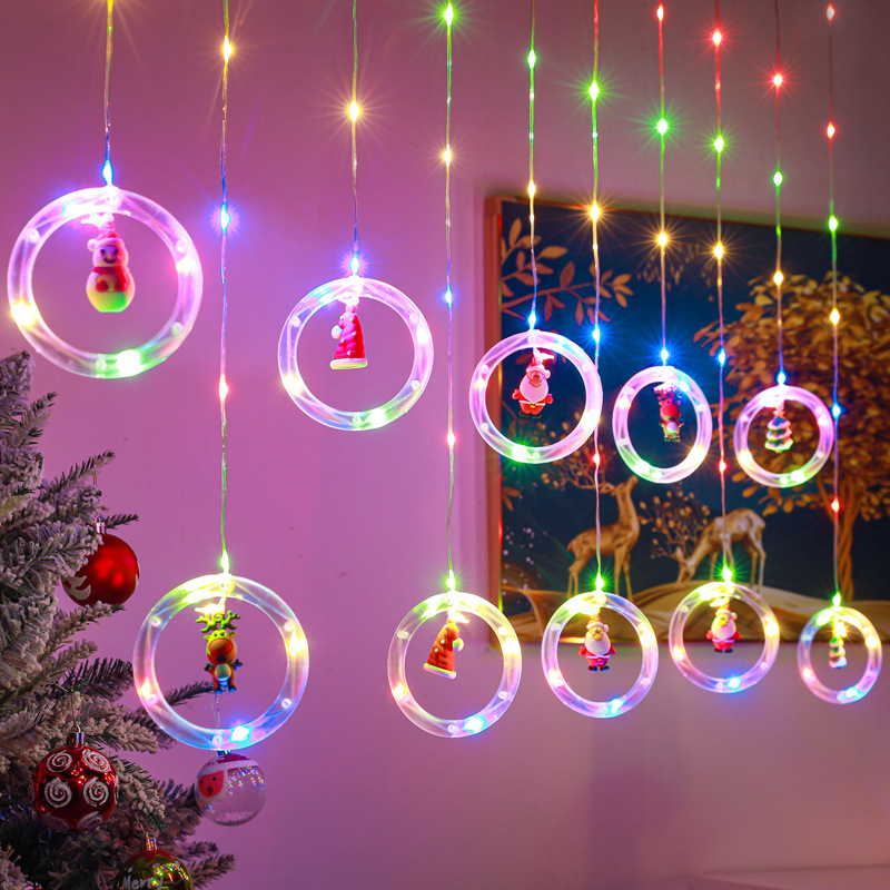 Amazon Venta caliente luces decorativas luces de cortina de Navidad LED anillo luz cadena vacaciones luces de colores colgante de dibujos animados luces de línea de cuero