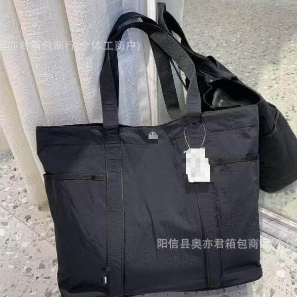 2025 루자 신제품 인기 다중 포켓 방수 캔버스 백 20L 대용량 요가 토트백 핸드백