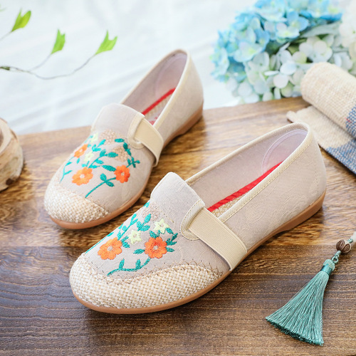 2024 Spring New Ethnic Style Women's Shoes Comfortable Soft Sole Embroidered Tendon Sole Foreign Trade Women's Shoes Dropshipping