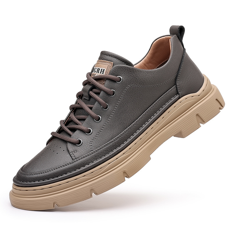 Zapatillas de deporte de primavera para hombres de moda zapatos de cuero de todo fósforo para hombres zapatos de hombre zapatos deportivos transpirables zapatos casuales de plataforma al por mayor