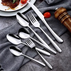 厚い304ステンレスナイフフォークスプーン西洋食器セット優雅なステーキナイフフォークコーヒースプーンステンレススプーン