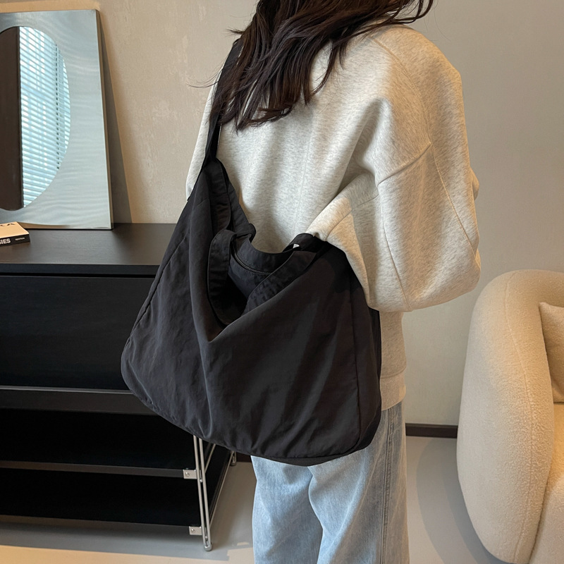 国境を越えた新しいファッションマルチカラー通勤バッグバッグ女性の日本と韓国のイン軽量ハンドバッグ大容量クロスボディバッグ|undefined