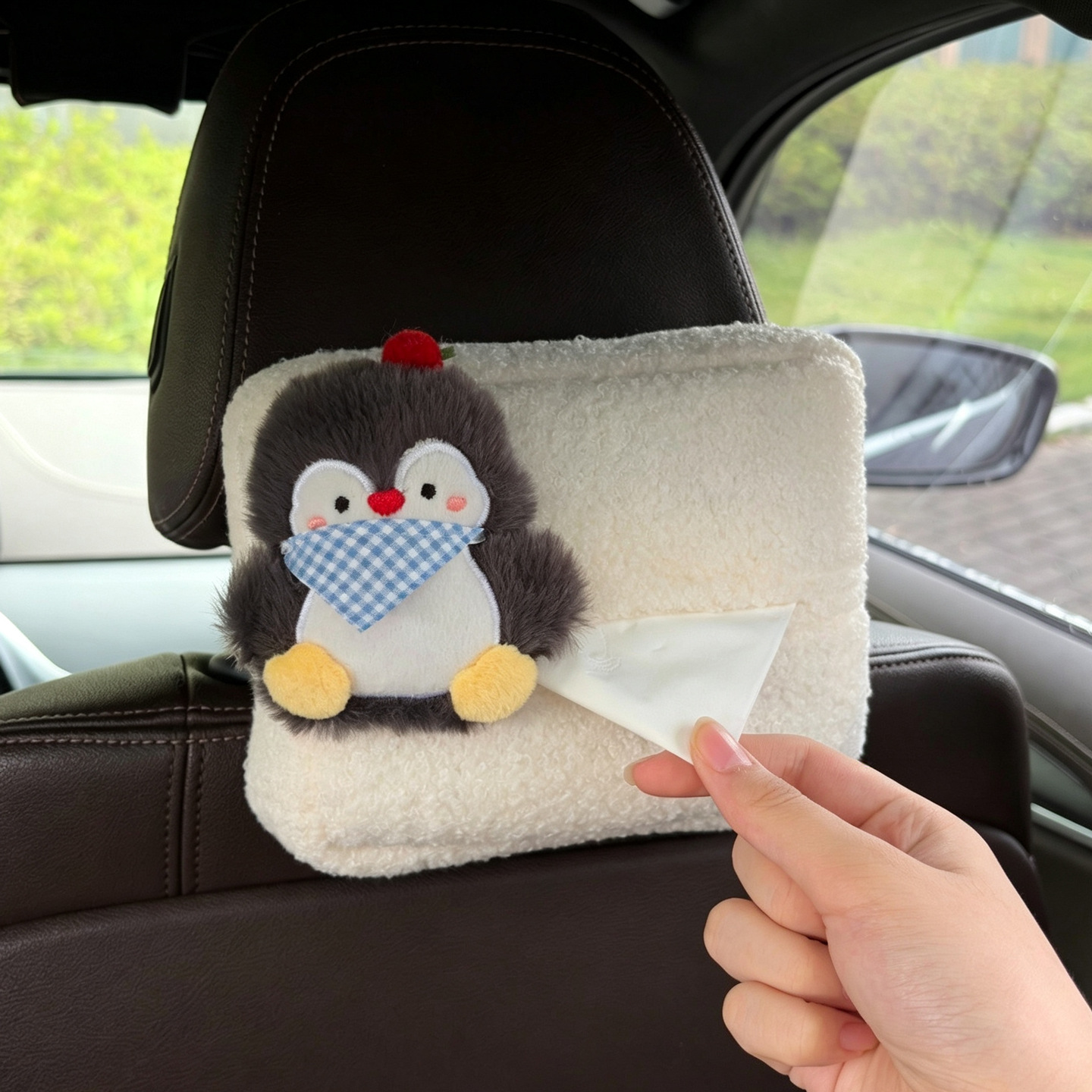 Car tissue holder penguin car tissue bag car tissue box in-car hanging tissue bag armrest box seat creative design