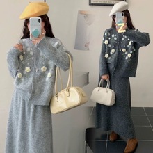 韩版刺绣花朵套装裙女针织衫毛衣春秋冬季流行新款半身裙子潮包邮