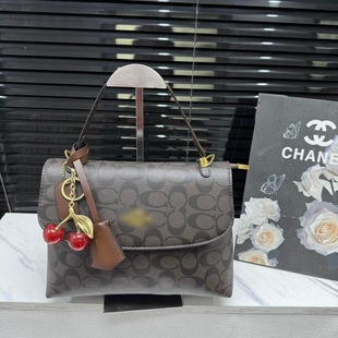 �W�����Ƽ�ԭ����Ů25�¿�ٴ�б������s�μ�С�����������e����