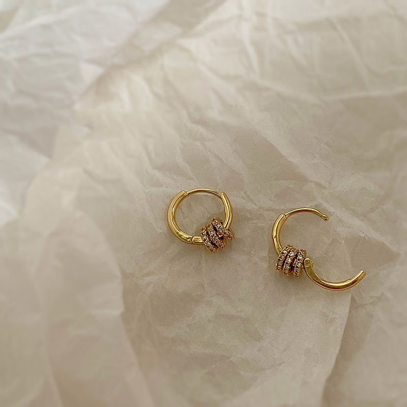2021 New Japanese and Korean Light Luxury One Style for DualWear Activity Diamond Ring Transfer Beads Temperament Ear Clip Earrings for Womenpicture16