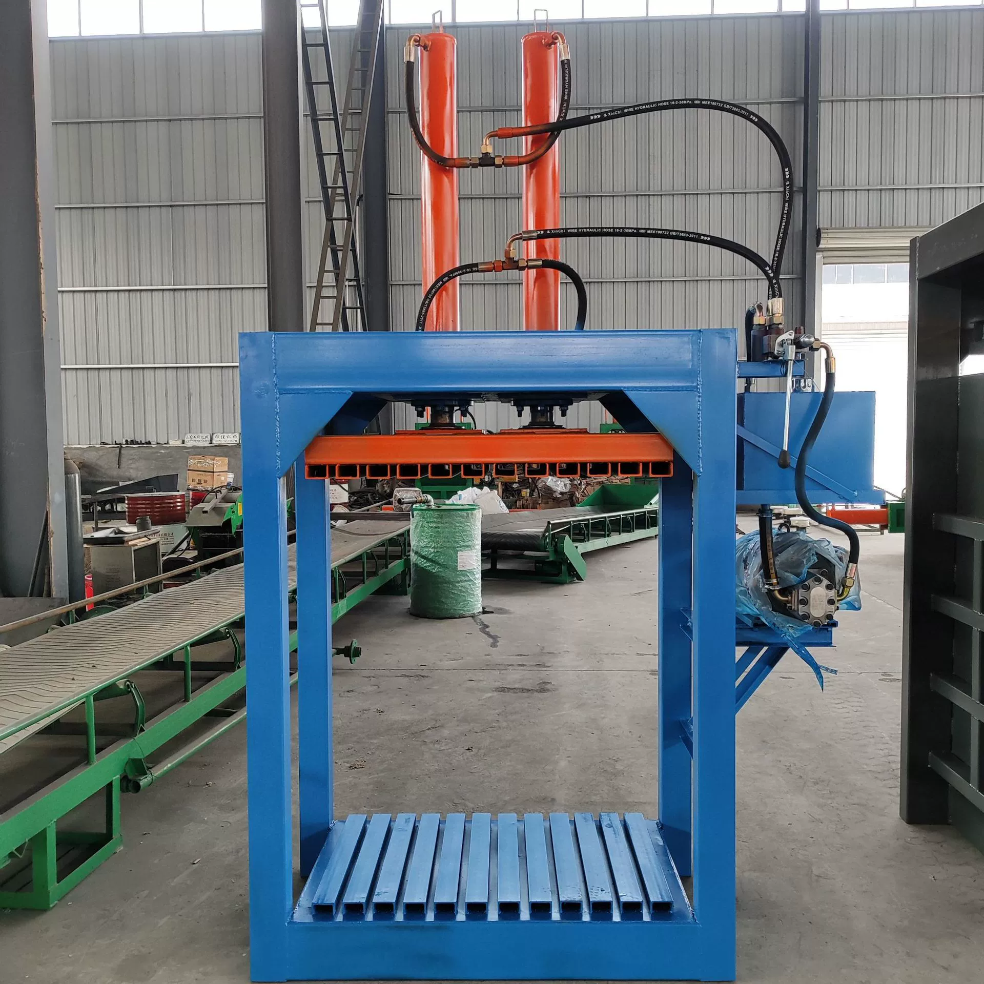 Новая тканая сумка тонна упаковочная пленка компрессионная машина вертикальная бесдверная пресс-подборка для поддержки настройки