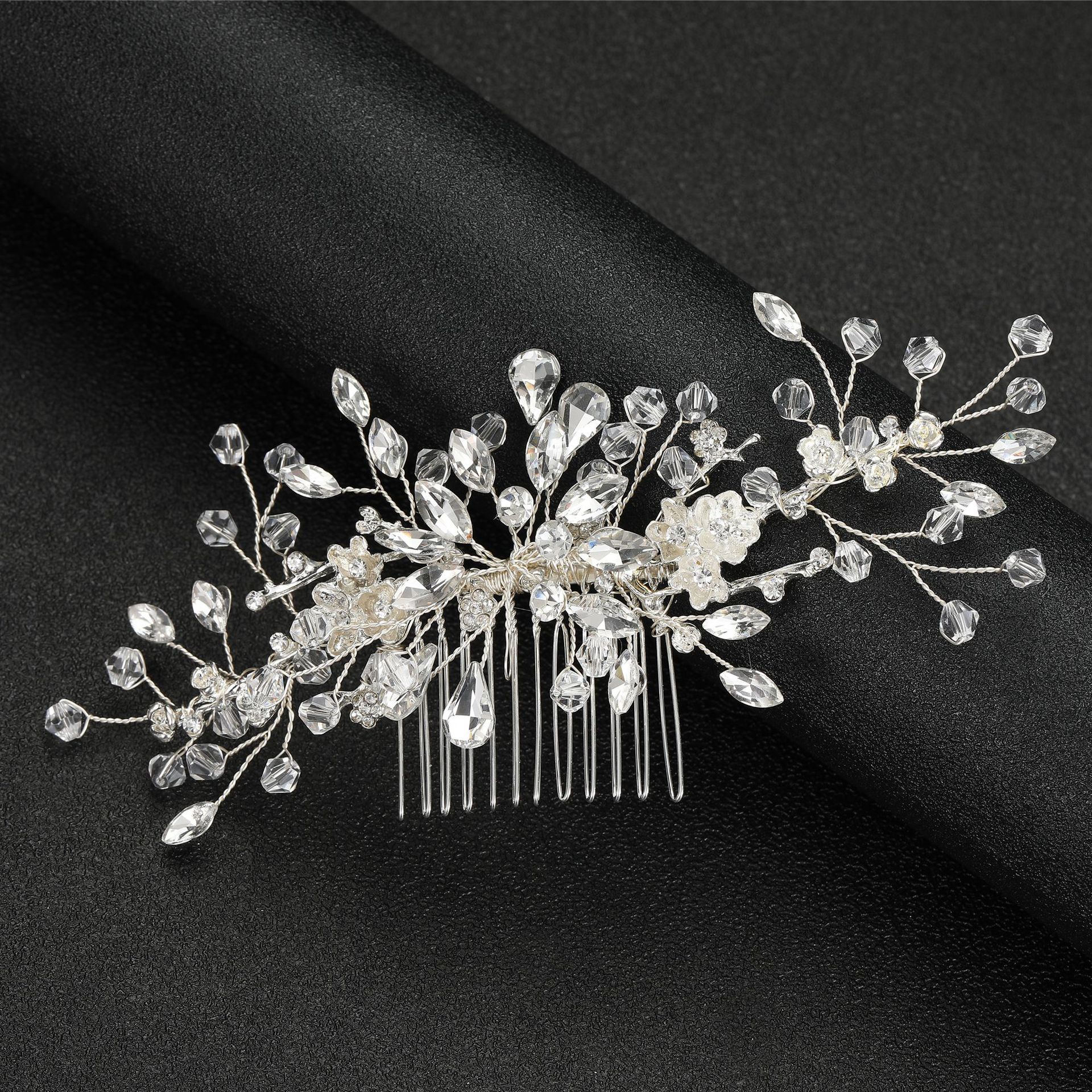 Baroque Alloy Flower Rhinestone Hair Comb Bride Accessories Wholesale display picture 3