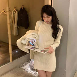 韩国东大门2025冬季新款法式百搭麻花纹针织连衣裙女中长款包臀裙