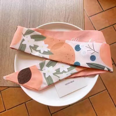 Розовая белая повязка на голову орхидеи