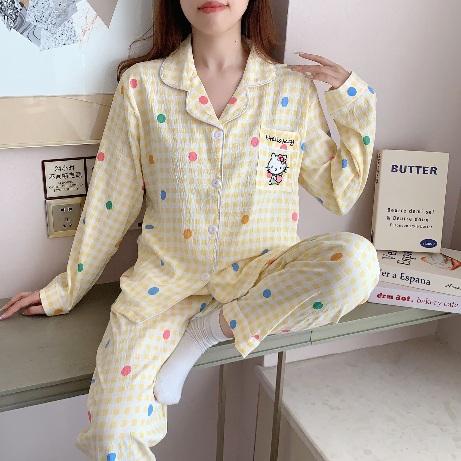 Al por mayor transfronterizo nuevo pijama de mujer pantalones de manga larga nubes de algodón lindos dibujos animados estudiantes cardigan con solapa cubierta de ropa para el hogar